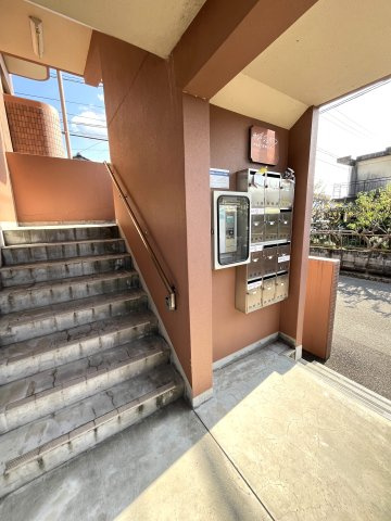 サン・ジュリアンのエントランス