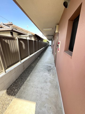 サン・ジュリアンのロビー