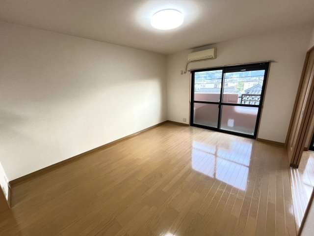 サン・ジュリアンの内装