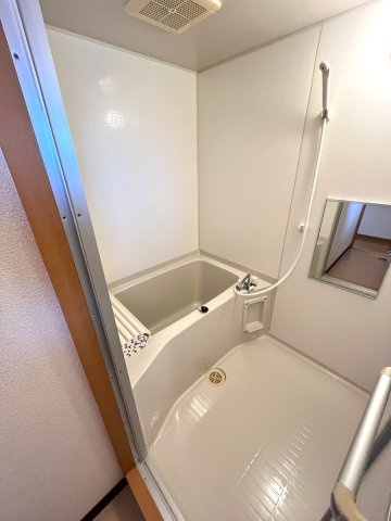 サン・ジュリアンの浴室