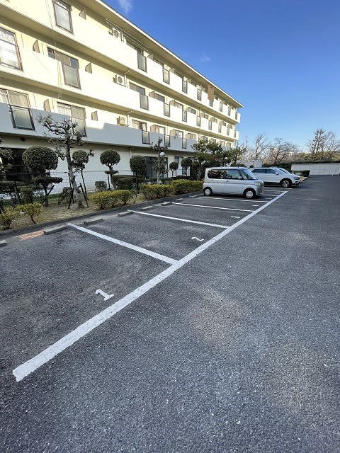 パンノアールの駐車場