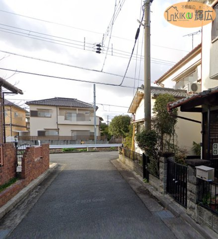 加古川市加古川町中津　土地の前面道路含む現地写真