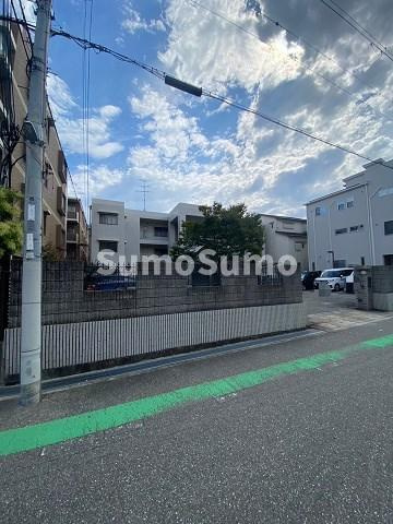 バウム夙川の外観