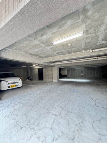 ビエント六甲の駐車場