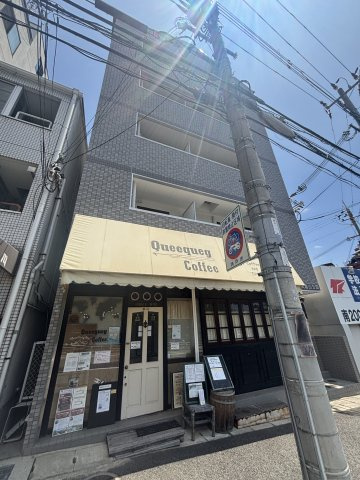 ハイエスト大倉山公園の外観