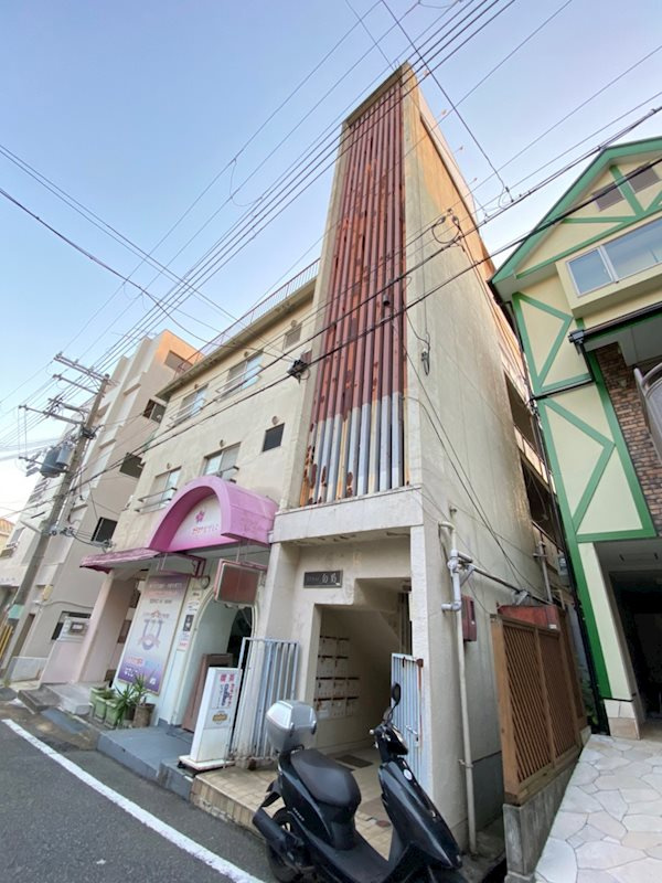 マンション白菊の外観