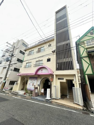 マンション白菊の外観