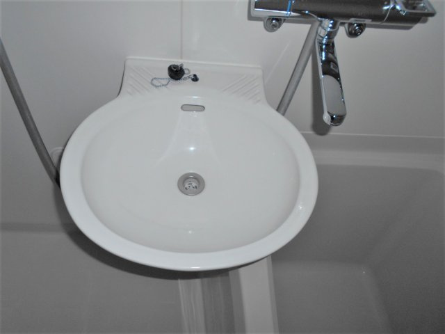 レオパレスソレイユⅢの内装|明るい色調の室内です