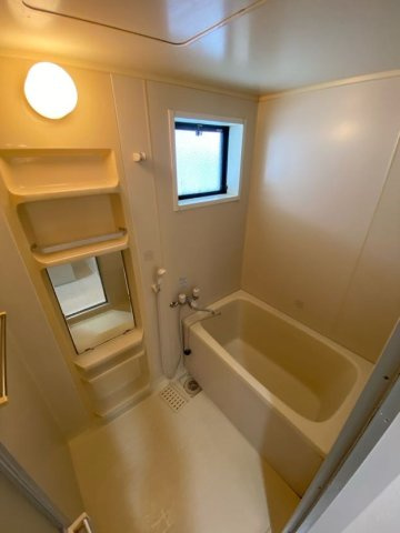 ピアン広町の浴室