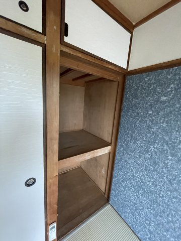 神戸市兵庫区熊野町４丁目の賃貸マンションの収納