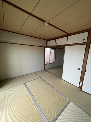 神戸市兵庫区熊野町４丁目の賃貸マンションの和室