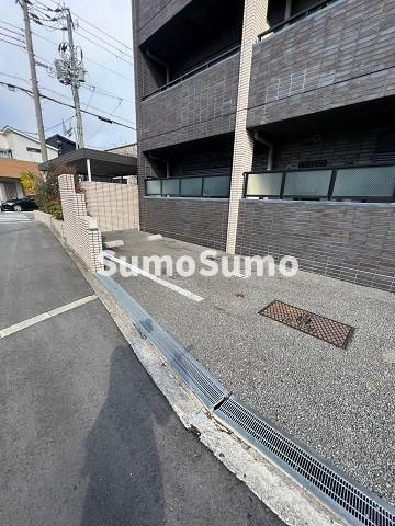 ハイズコート武庫川の駐車場|外観です