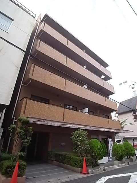 メゾン・ドュウの外観