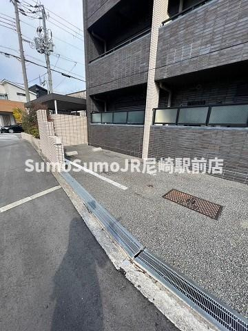 ハイズコート武庫川の駐車場|駐車スペースもあります