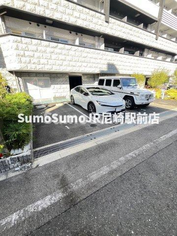 メインステージ大阪　North　Markの駐車場|カースペースがあります