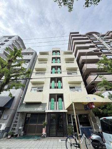 マンション幸和の外観