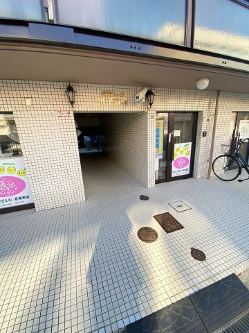 パラツィーナ甲子園口Ⅰのエントランス