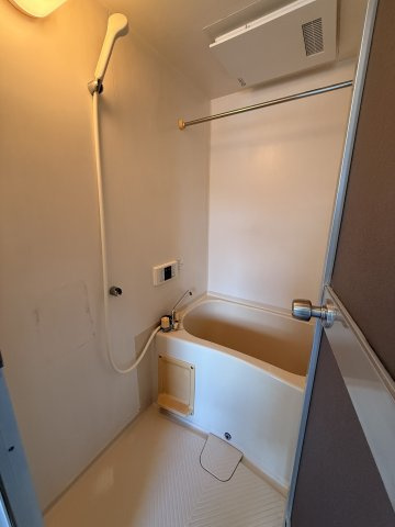 パインコート浜芦屋の浴室