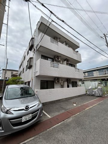 パレドルミエールの外観