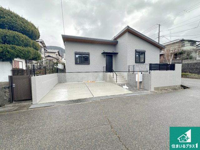 神戸市北区唐櫃台　新築一戸建ての外観|安心の10年保証！外観を美しく保ち、雨水で汚れを落とします！気になることがありましたら、お気軽にお問い合わせください！