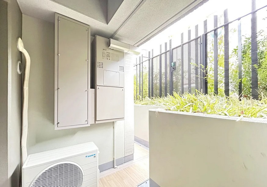 【バルコニー】