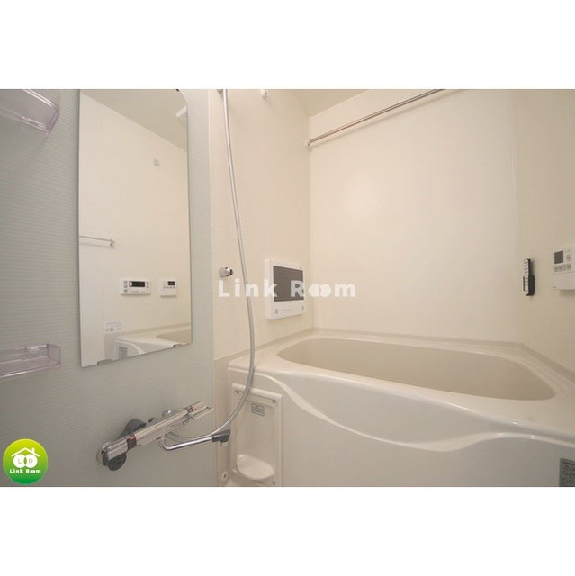 ブライトテラス大島の浴室