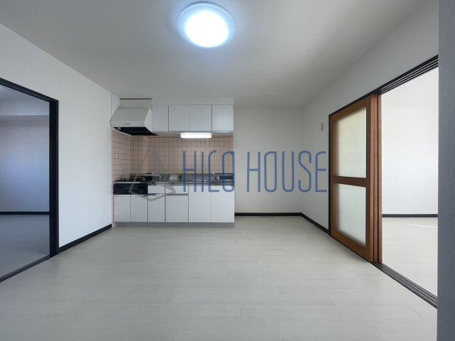 リリーヴィレッジⅡの居間・リビング