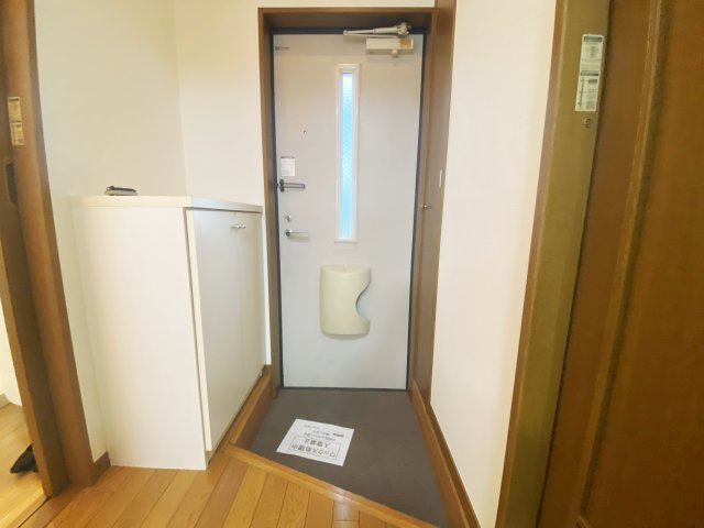 グランドゥール（錦町）の玄関