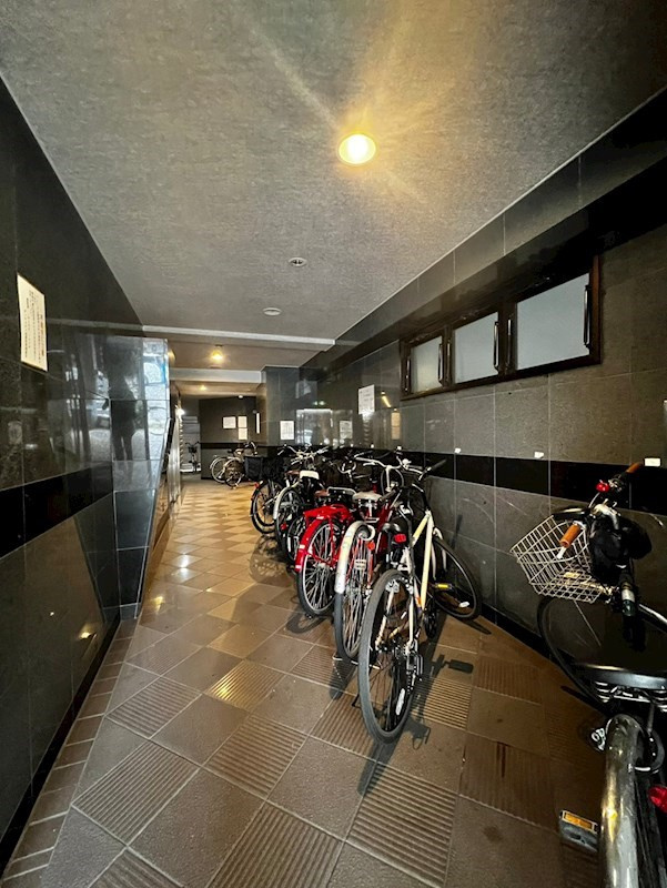 ディナスティ松屋町のロビー
