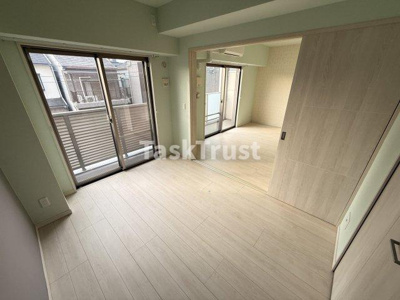 【居間・リビング】 | クロシェット関目