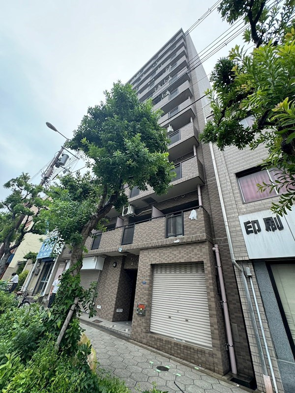 ディナスティ清水谷Ⅲのエントランス