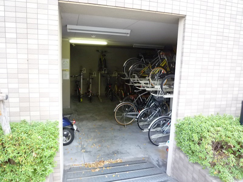 パルシオ三宮フラワーロードの外観