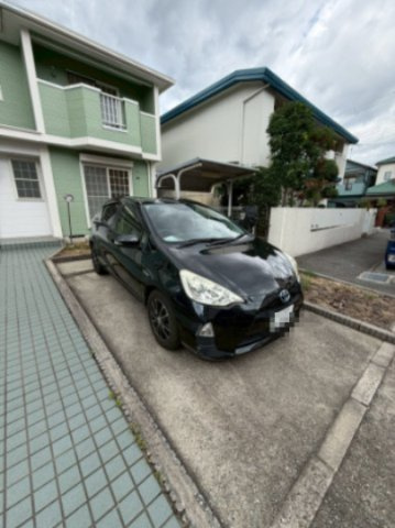 ハイツ松田の駐車場