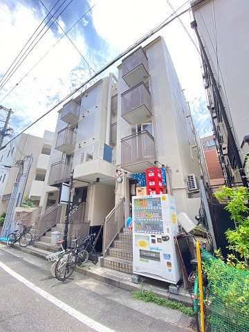 ハッピーライフ甲子園口駅前の外観