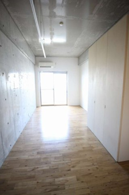 【居間・リビング】 | インザグレイス弁天町 | リビングです