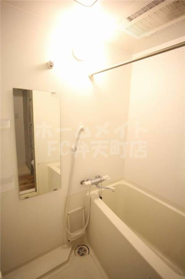 【浴室】 | インザグレイス弁天町 | 落ち着いた空間のお風呂です