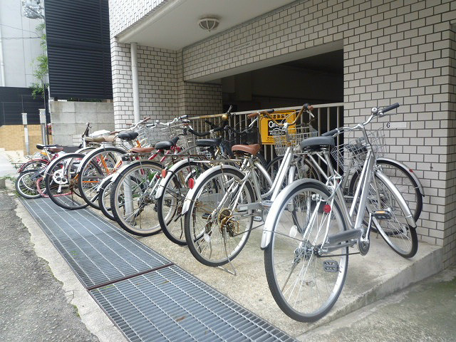メイナー新神戸の外観
