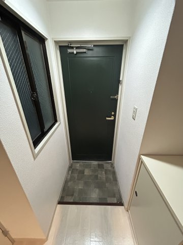 大阪市浪速区戎本町１丁目の賃貸マンションの玄関