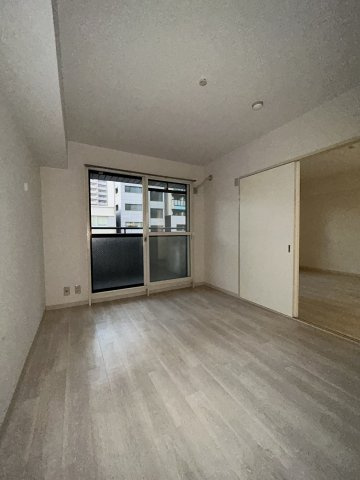 大阪市浪速区戎本町１丁目の賃貸マンションの寝室