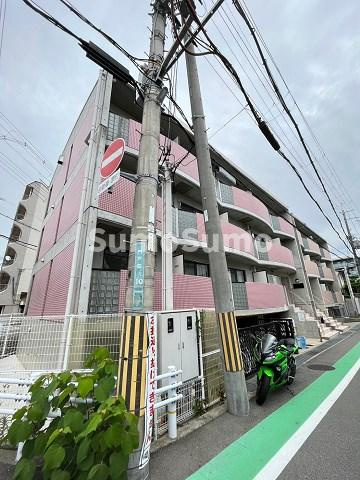 メゾンジュリアナモンドの外観