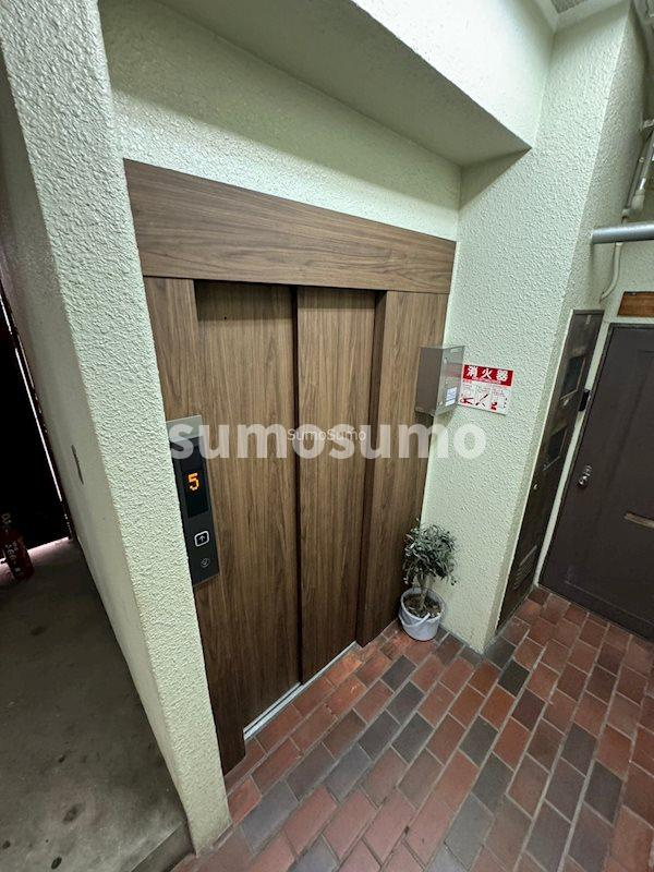メゾンドール日本橋の外観