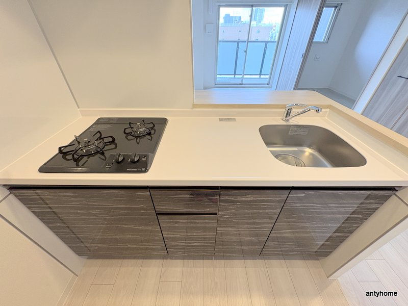 SUNREGIS NAMBA　仲介手数料無料のキッチン