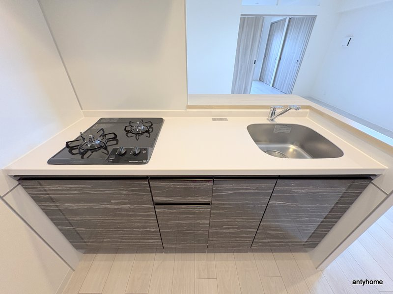 SUNREGIS NAMBA　仲介手数料無料のキッチン