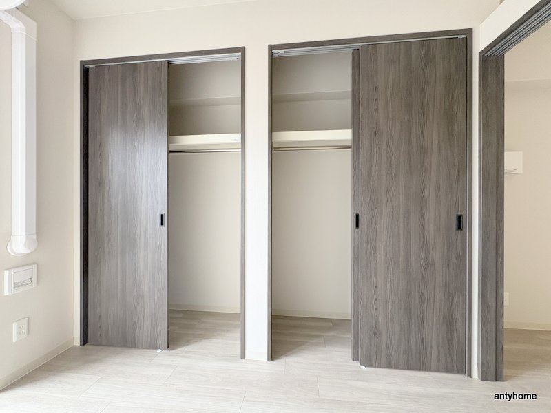 SUNREGIS NAMBA　仲介手数料無料の収納