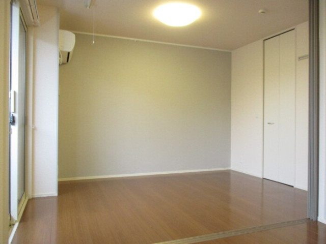 エル・デュ・アンジュの洋室