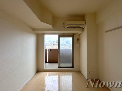 【その他】 | プレサンス新栄リミックス | おしゃれな居間です