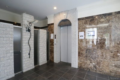 【ロビー】 | プレサンス新栄リミックス | 建物の内部です