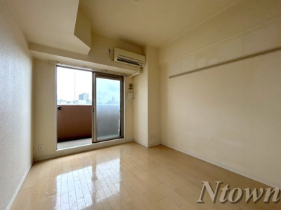 【居間・リビング】 | プレサンス新栄リミックス | リビングです