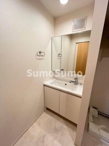 プランドール（大島3丁目）の洗面所|コンパクトで使いやすい洗面所