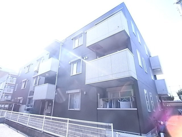 ピケルーナ西宮北口の外観